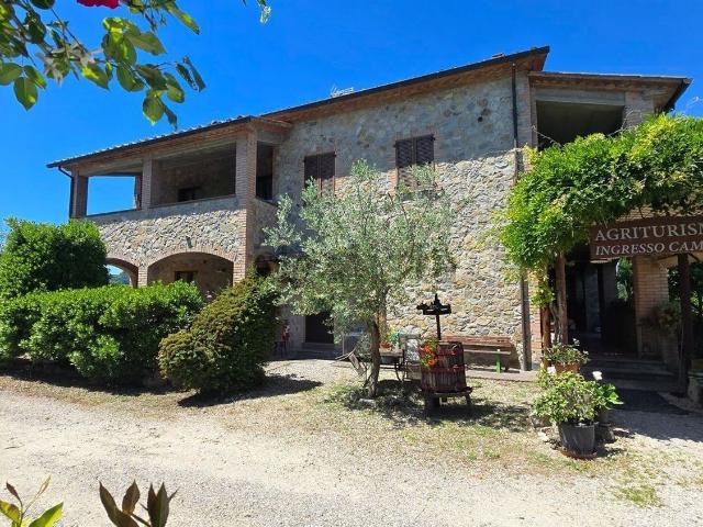 Locale Commerciale in vendita a Baschi, Umbria