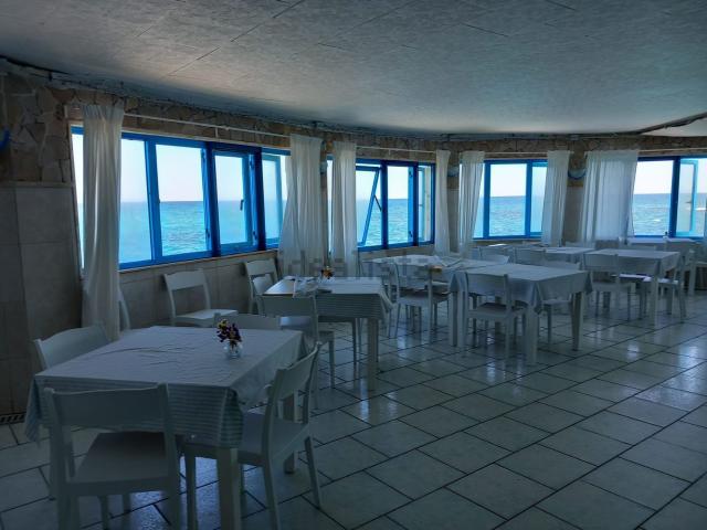 Locale Commerciale in vendita a Villanova, Puglia