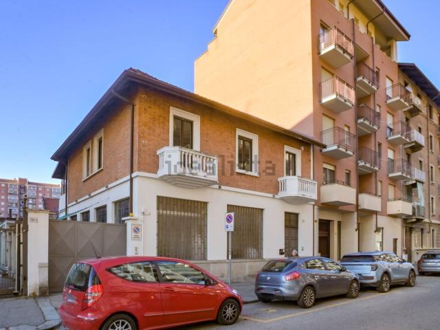 Locale Commerciale in vendita a Circoscrizione 3, Piemonte