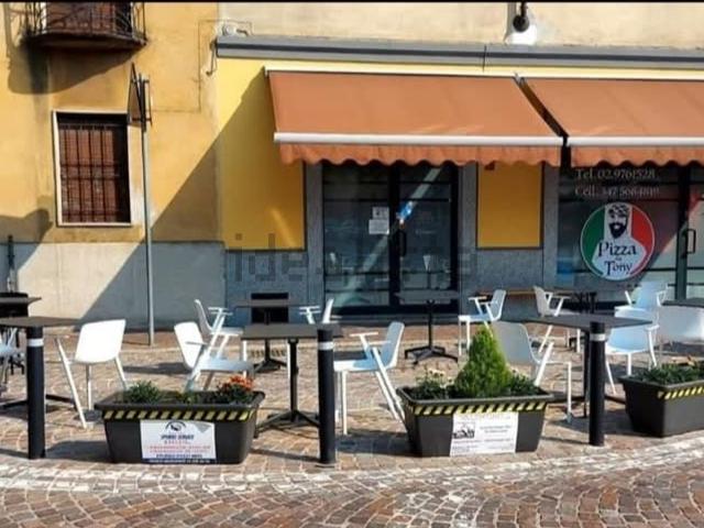 Locale Commerciale in vendita a Marcallo, Marcallo Con Casone