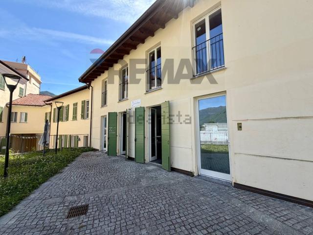Locale Commerciale in vendita a Sant'Agata, Cannobio