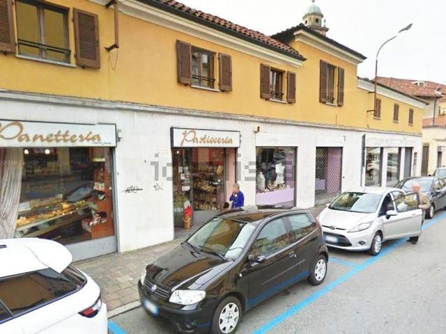 Locale Commerciale in vendita a Vernato, Piemonte