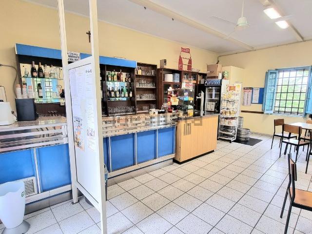 Locale Commerciale in vendita a Moscufo, Abruzzo