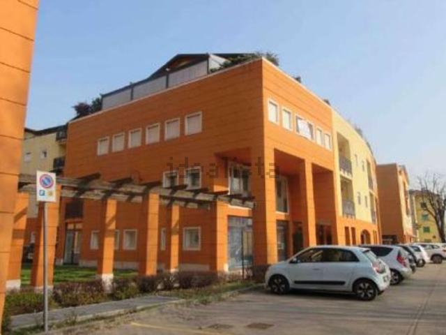 Locale Commerciale in vendita a Chiampo, Veneto