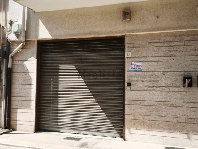 Locale Commerciale in vendita a Andria, Barletta-Andria-Trani