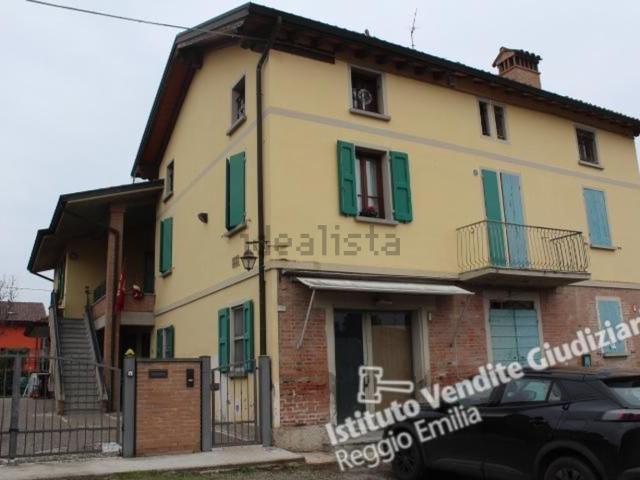 Locale Commerciale in vendita a Tresinaro - Secchia, Re