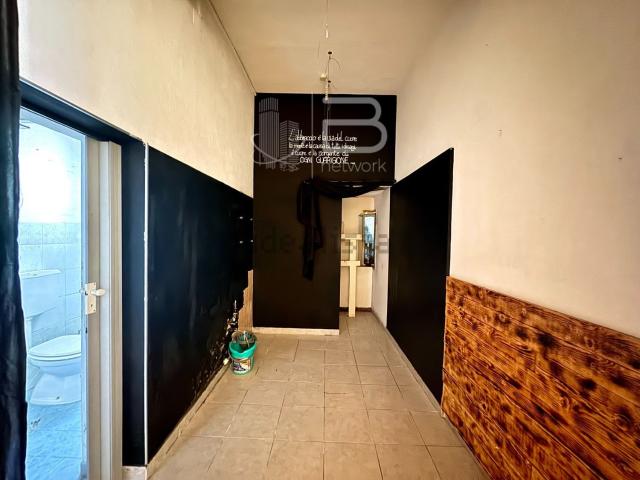 Locale Commerciale in vendita a Pieve A Nievole, Toscana