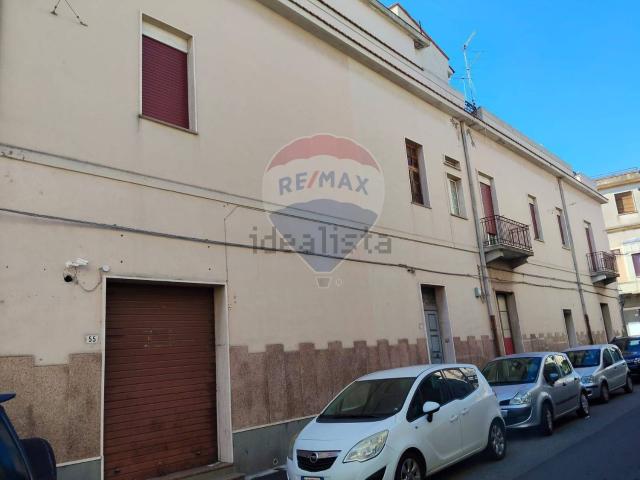 Locale Commerciale in vendita a Mascali, Sicilia