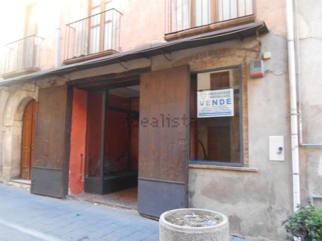 Locale Commerciale in vendita a Calabria, Cosenza