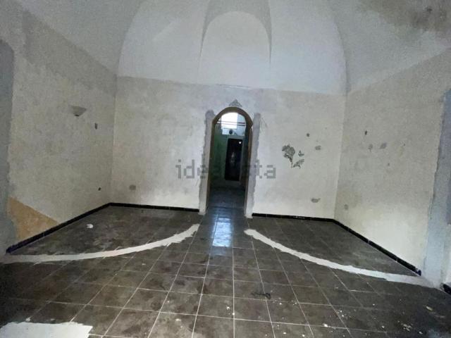 Locale Commerciale in vendita a Cicalesi, Nocera Inferiore