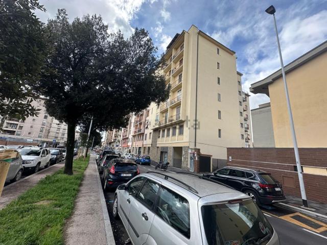 Locale Commerciale in vendita a Quartiere 5, Firenze