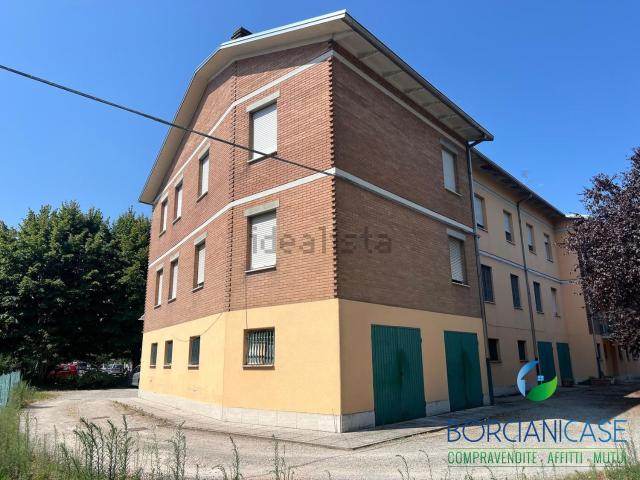 Locale Commerciale in vendita a Campogalliano, Modena