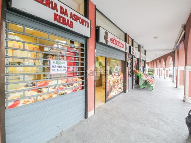 Locale Commerciale in vendita a Rezzato, Lombardia