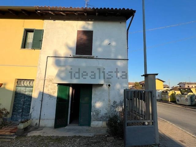 Locale Commerciale in vendita a Piemonte, Alessandria