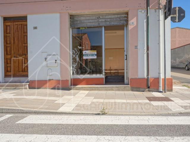 Locale Commerciale in vendita a Monastir, Sardigna/Sardegna