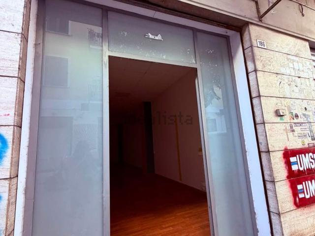 Locale Commerciale in vendita a Salerno