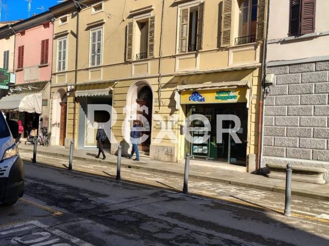 Locale Commerciale in vendita a Russi, Reggio Emilia