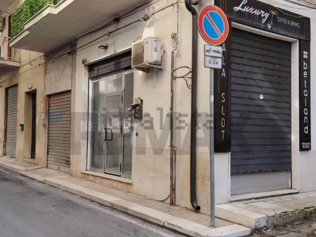 Locale Commerciale in vendita a Termini Imerese, Sicilia