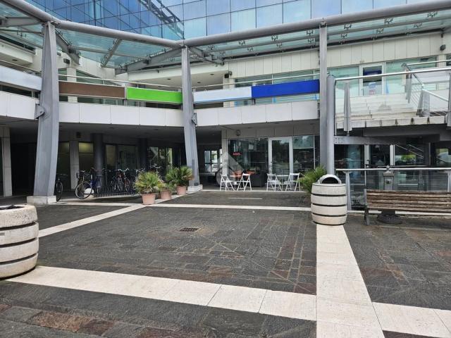 Locale Commerciale in vendita a Bellaria