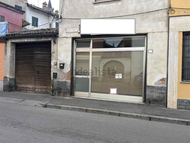 Locale Commerciale in vendita a Pozzolo Formigaro, Alessandria