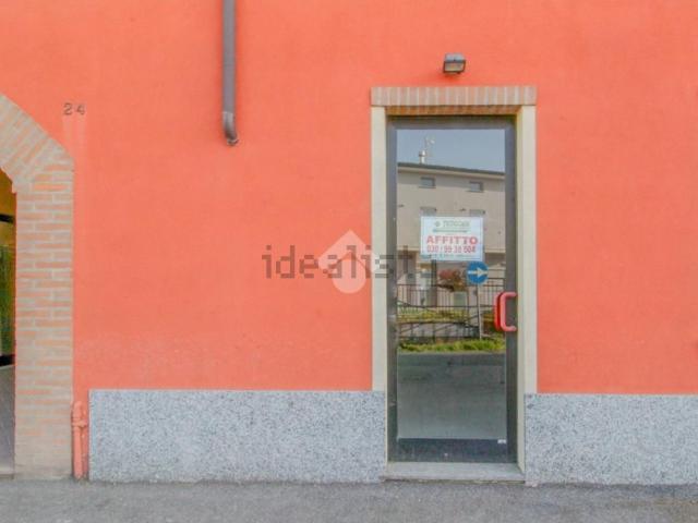 Locale Commerciale in vendita a Borgo San Giacomo, Lombardia
