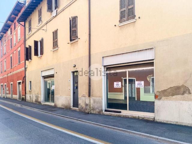 Locale Commerciale in vendita a Bagnolo Mella, Brescia