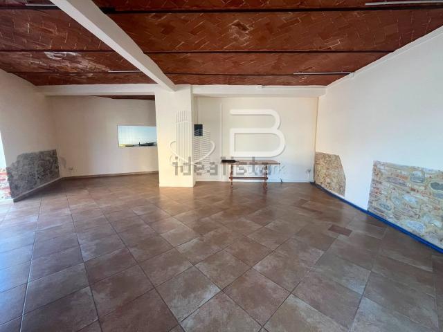 Locale Commerciale in vendita a Via Nova, Pieve A Nievole