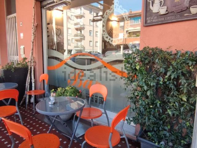 Locale Commerciale in vendita a Pagnano, Merate