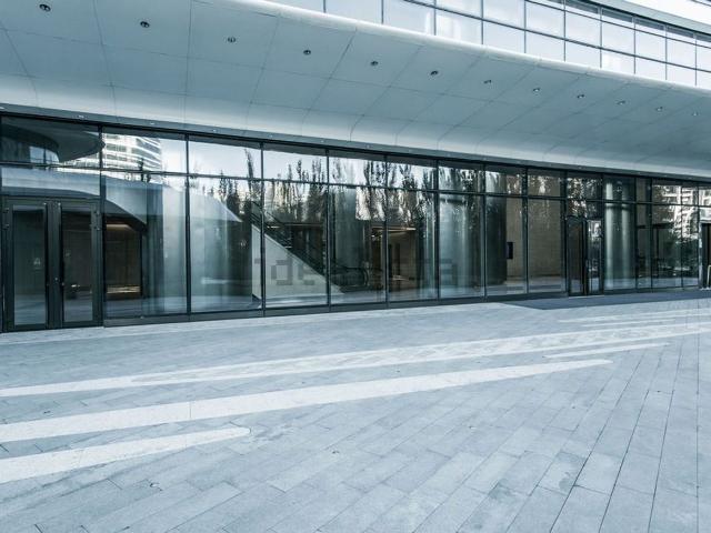 Locale Commerciale in vendita a Manerbio, Lombardia