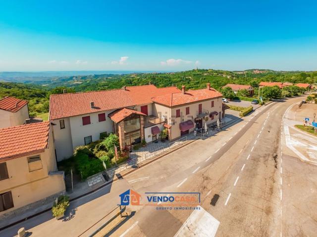Locale Commerciale in vendita a Piemonte, Cuneo