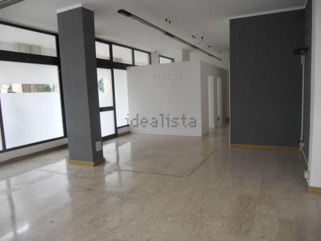 Locale Commerciale in vendita a Cervignano Del Friuli, Friuli-Venezia Giulia