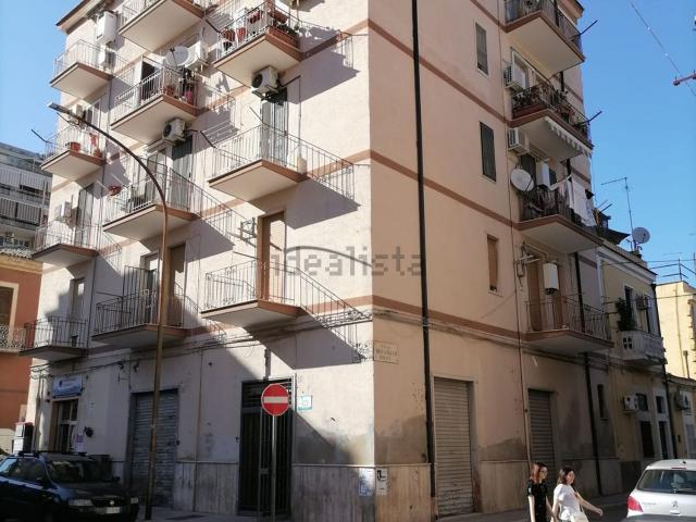 Locale Commerciale in vendita a Puglia, Foggia