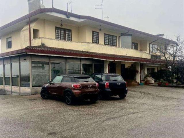 Locale Commerciale in vendita a San Giorgio al Tagliamento, San Michele Al Tagliamento
