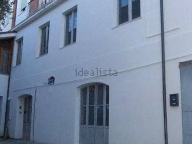 Locale Commerciale in vendita a Marche, Fermo