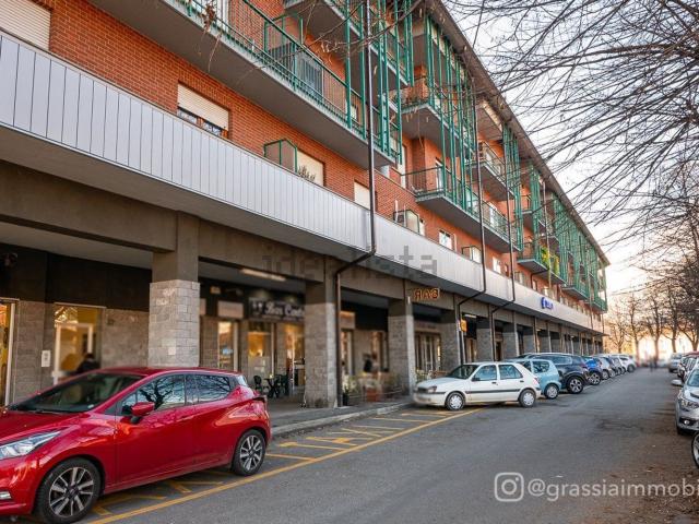 Locale Commerciale in vendita a Piemonte, Torino
