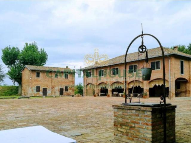 Locale Commerciale in vendita a Unione Reno Galliera, Bentivoglio