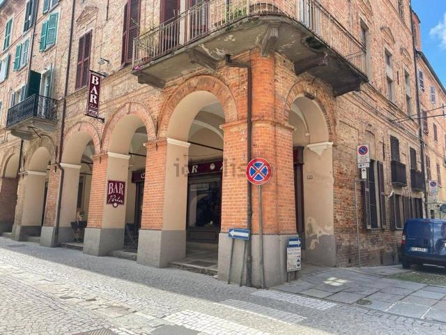 Locale Commerciale in vendita a Piemonte, Asti