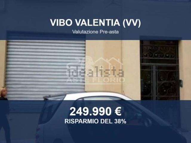 Locale Commerciale in vendita a Calabria, Vibo Valentia
