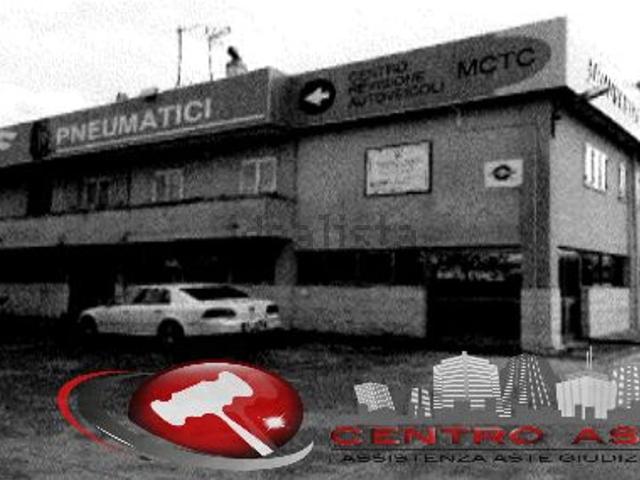 Locale Commerciale in vendita a Ceglie Messapica