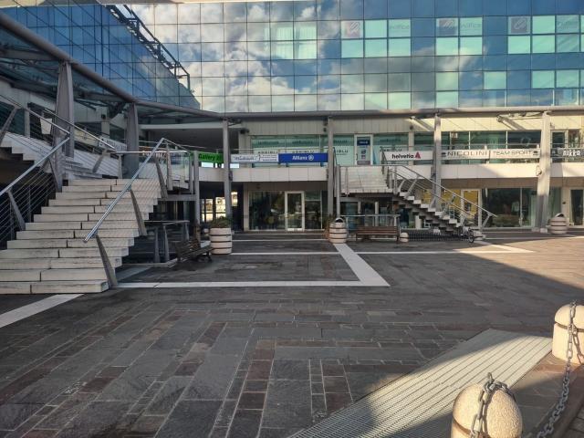 Locale Commerciale in vendita a Bellaria