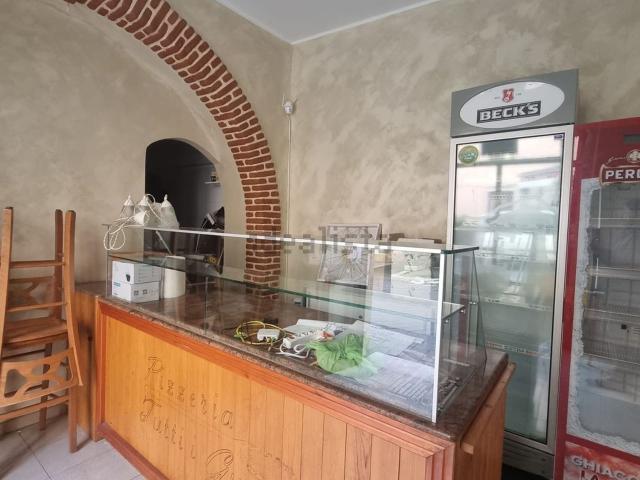 Locale Commerciale in vendita a Isernia, Molise
