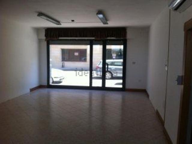 Locale Commerciale in vendita a Gello, San Giuliano Terme