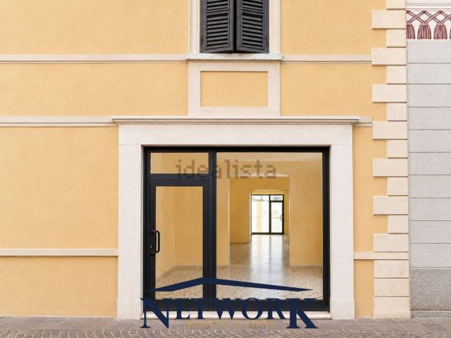 Locale Commerciale in vendita a Guidizzolo