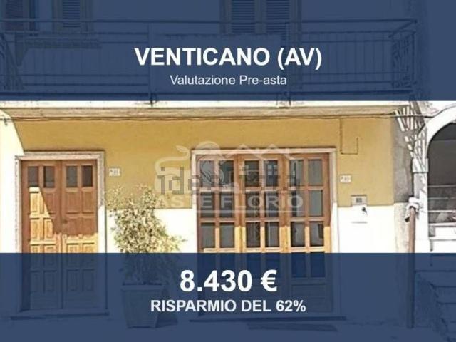 Locale Commerciale in vendita a Venticano, Campania