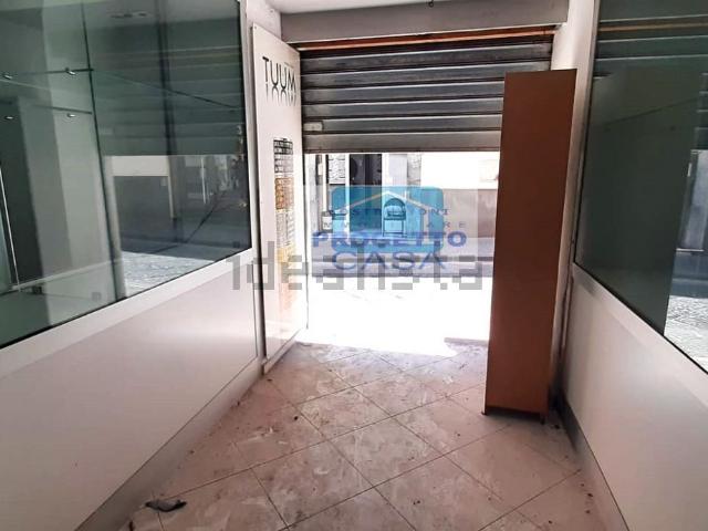 Locale Commerciale in vendita a Borgo Casamale, Somma Vesuviana