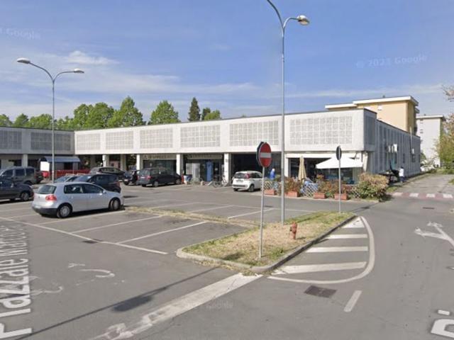 Locale Commerciale in vendita a Unione Comuni Modenesi Area Nord, San Felice Sul Panaro