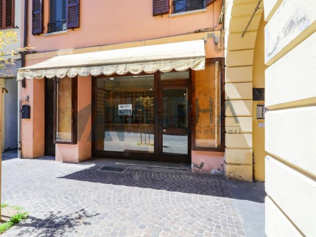 Locale Commerciale in vendita a Unione di Comuni della Romagna Forlivese, Meldola