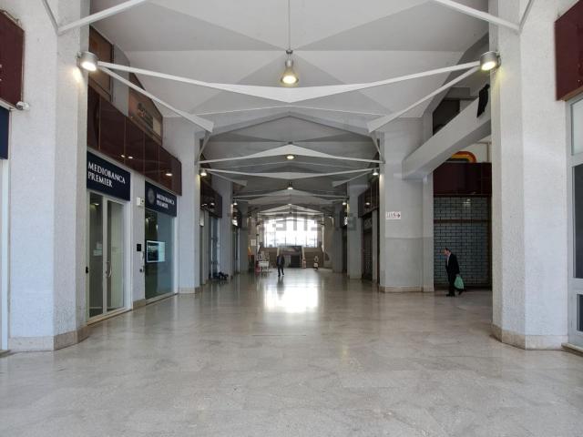 Locale Commerciale in vendita a Siano, Calabria