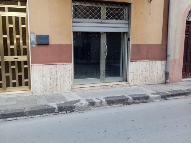 Locale Commerciale in vendita a Minà, Sant'agata Di Militello