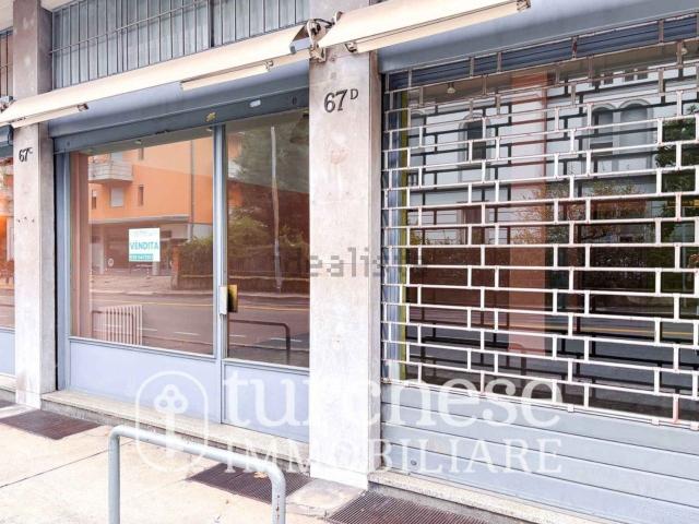 Locale Commerciale in vendita a Borgo Santa Caterina, Bergamo